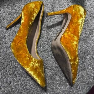 Sam Edelman Gold Velvet Heels